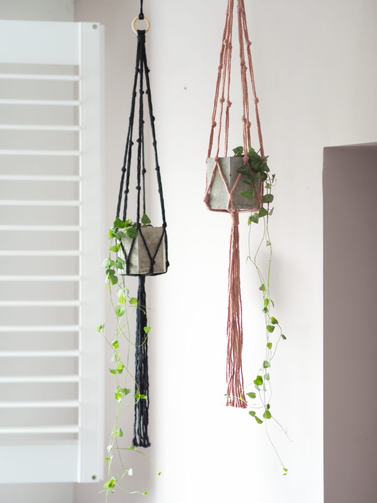  East Four’s Popcorn-Knot Hanging Plant Bundle 